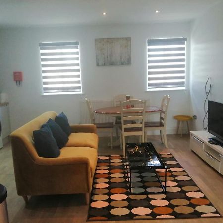 Apartment No 8 - Stay In Style In The Heart Of The Cathedral City. Truro Dış mekan fotoğraf
