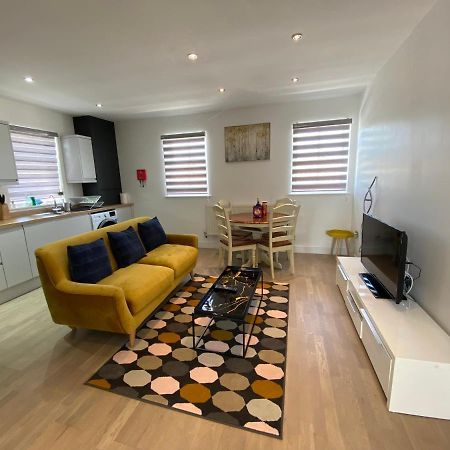 Apartment No 8 - Stay In Style In The Heart Of The Cathedral City. Truro Dış mekan fotoğraf
