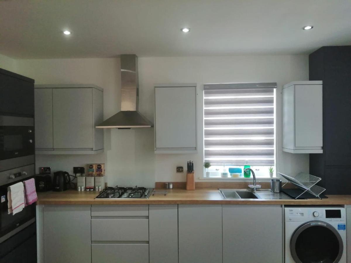 Apartment No 8 - Stay In Style In The Heart Of The Cathedral City. Truro Dış mekan fotoğraf