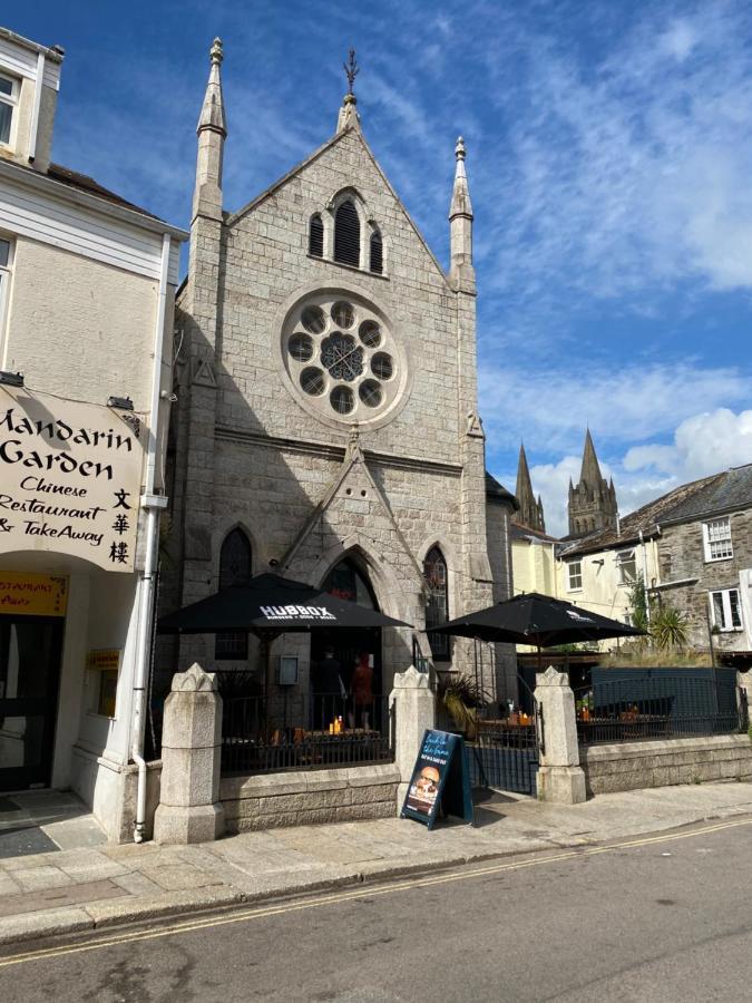 Apartment No 8 - Stay In Style In The Heart Of The Cathedral City. Truro Dış mekan fotoğraf