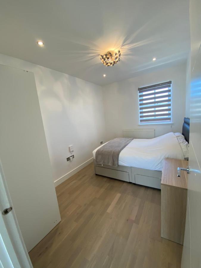 Apartment No 8 - Stay In Style In The Heart Of The Cathedral City. Truro Dış mekan fotoğraf